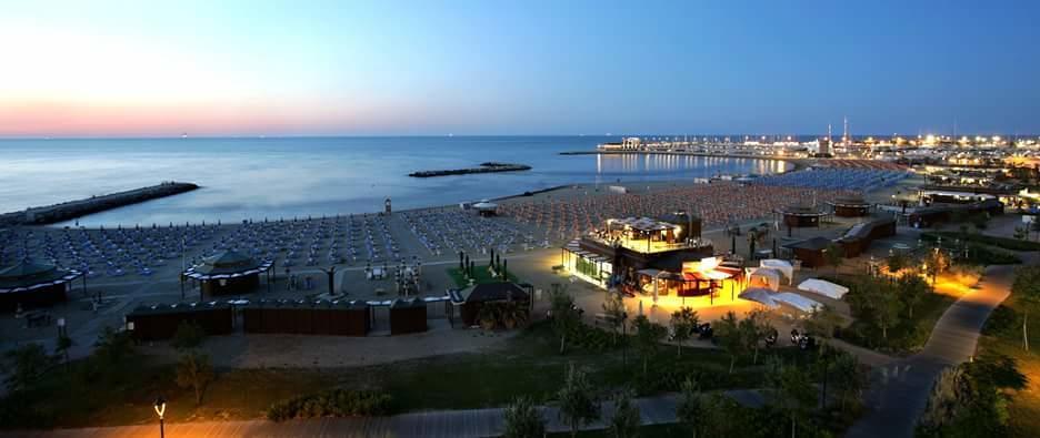 Hotel Villa Dina Rimini Exterior photo